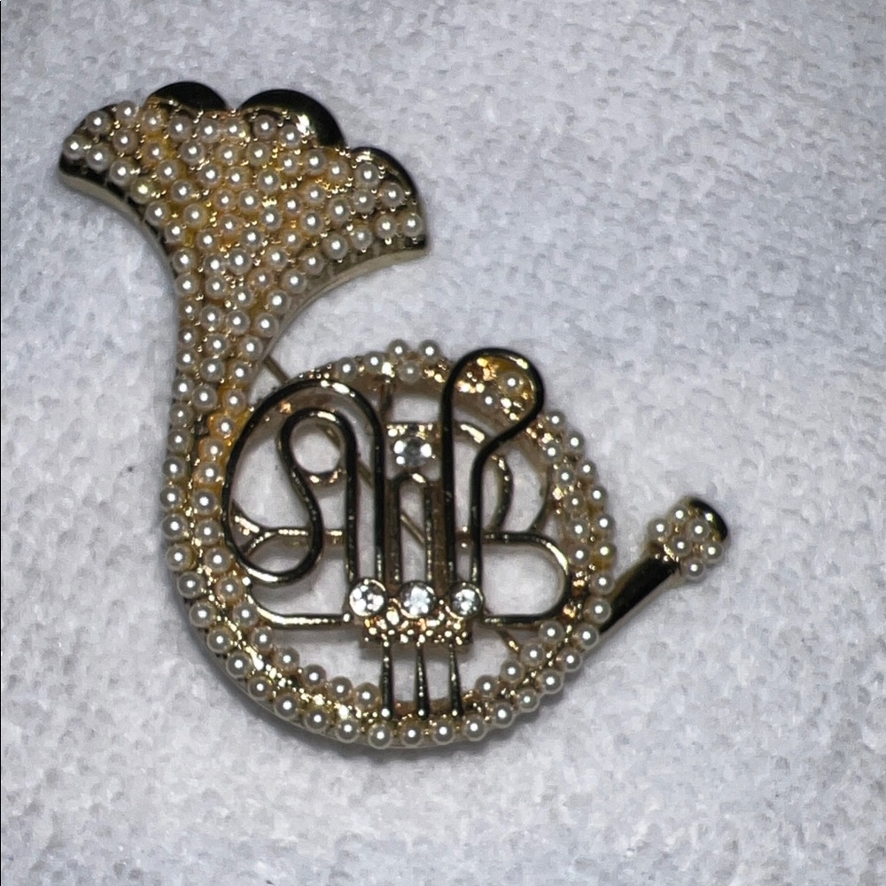 Elegant Gold, Silver and Pearl Brooch